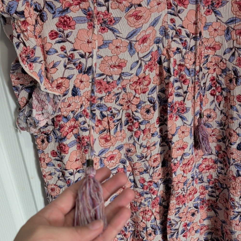 Knox Rose Multicolor Floral Dress with Ruffle Sleeves - Picture 3 of 6